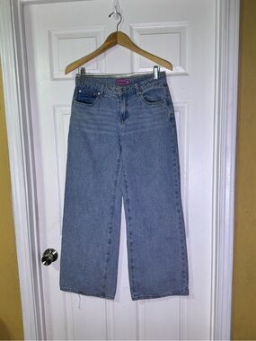 Edikted Light Wash Wide Leg Denim Jeans Size S